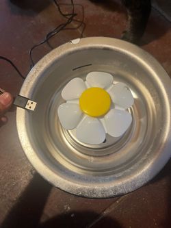 Flower Cat Water Fountain