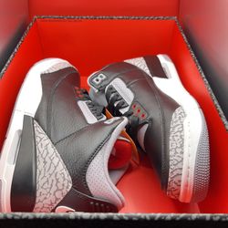JORDAN 3 RETRO - Black/Fire Red- Cement Grey 🔥