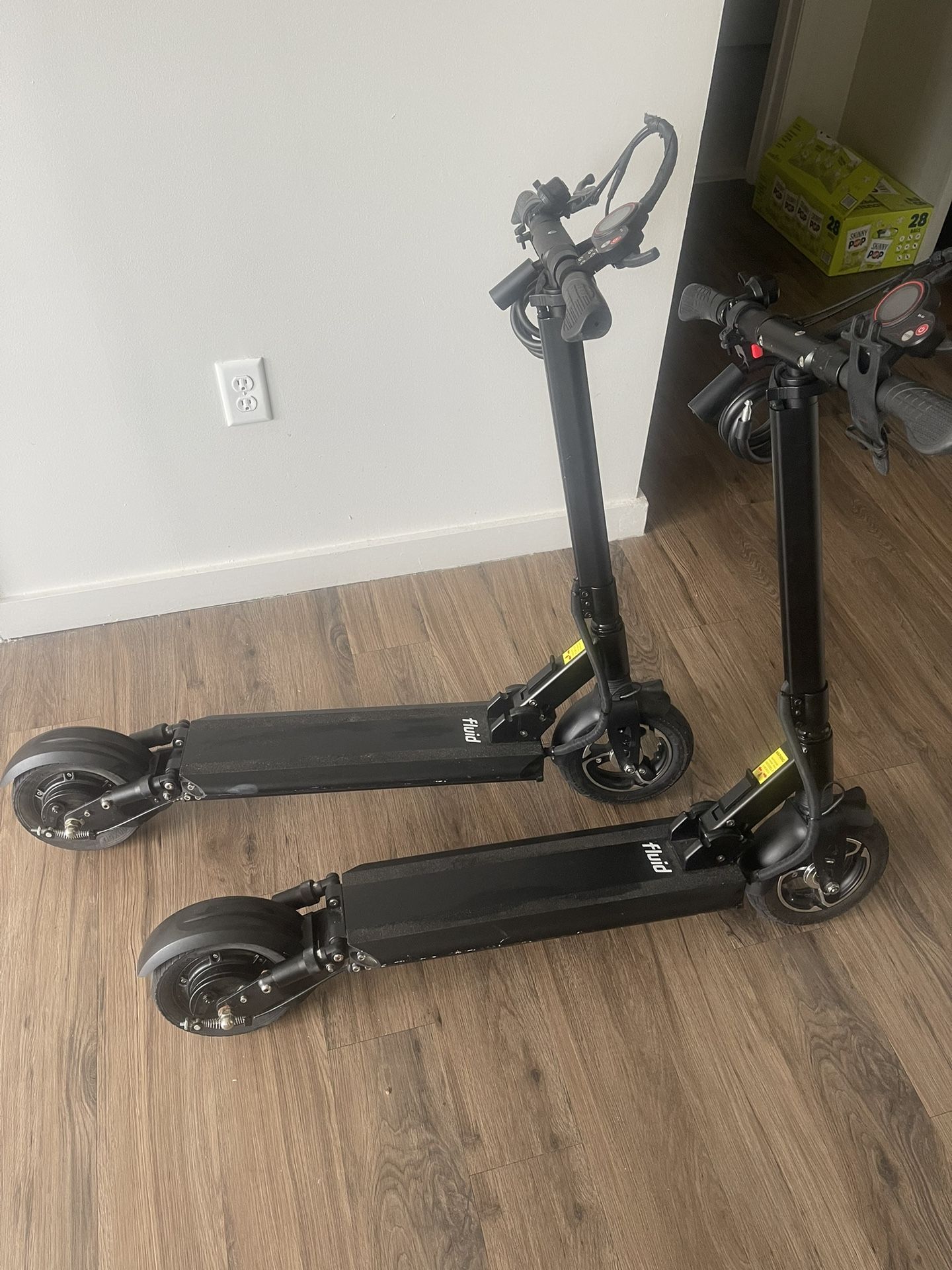 Fluid Free Ride Horizon Electric Scooters
