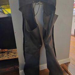 River Road Men's Leather Chaps 