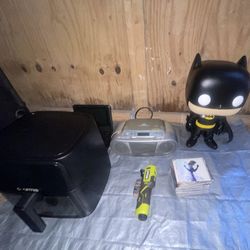 Garage/yard sale (selling separately/Vendo separado)