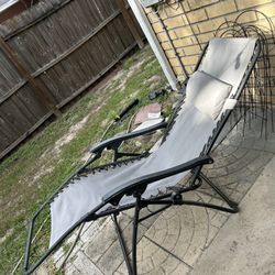 Reclining Pool/beach/Lawn Chair 
