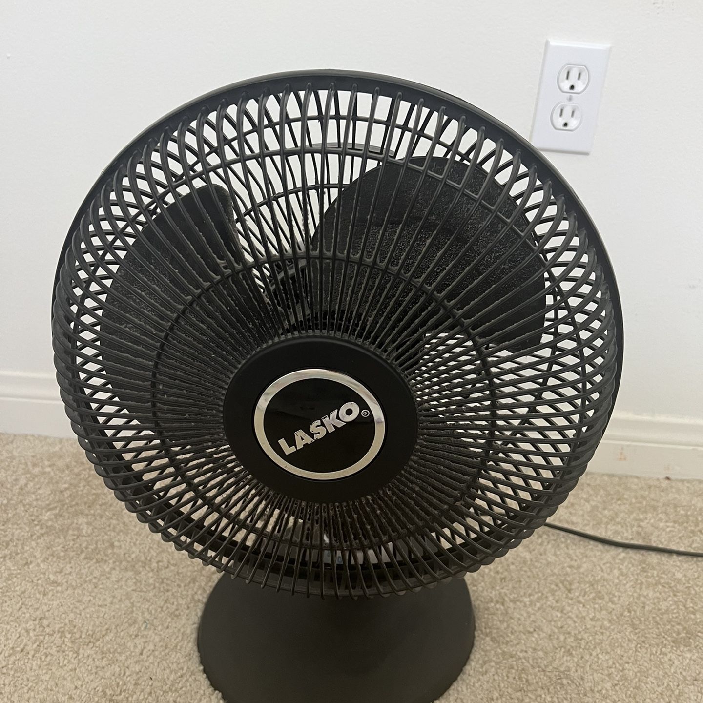 Lasko - 12 in. Oscillating Personal Table Fan with 3 Speeds - Black for  Sale in Laguna Woods, CA - OfferUp