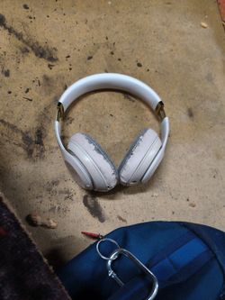 Beats Solo 3