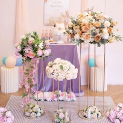 Gold Stands (flowers Not Included)