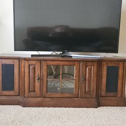 55" Curved Samsung TV And Stand 