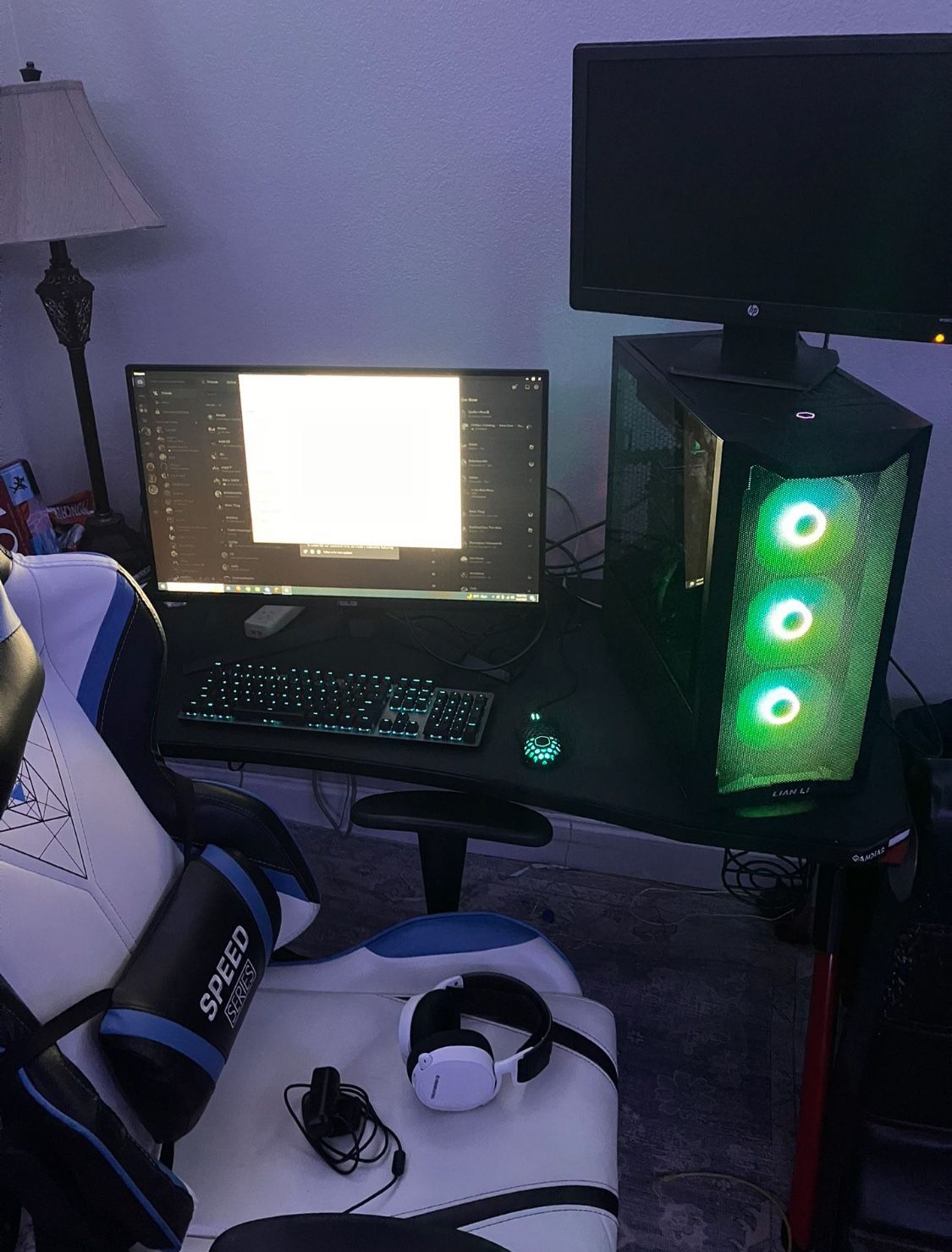 Full gaming setup Custom built PC