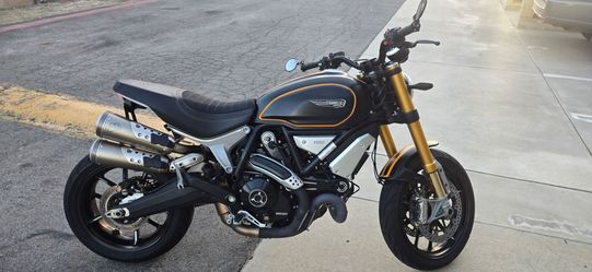 2018 Ducati Scrambler 1100 Sport