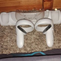 Meta/Oculus quest 2 controllers & charging dock