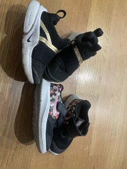 Size 7 And 7.5 Nikes In Great Condition 