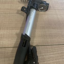 Schwinn Mini Bike Pump w Gauge
