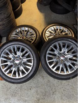 2023 Sierra 22 Wheels