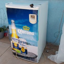 Small Fridge  Refrigerador