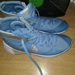 Mens N Womens Shoes N Boots 