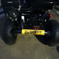 4400 Dewalt Power Washer Gas Motor Honda 