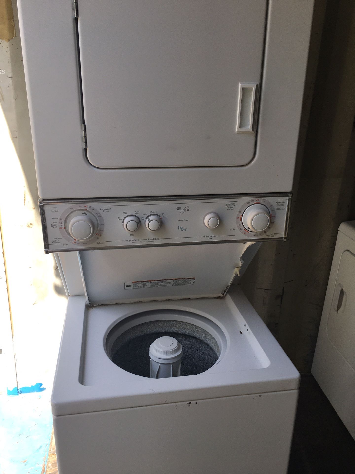 WHIRLPOOL THIN TWIN STACKABLE COMBO WASHER DRYER 24"WIDE 69"TALL WORKS PERFECT DELIVERY EXTRA