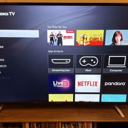 55” Hitachi Roku 4K Smart TV – Works Great