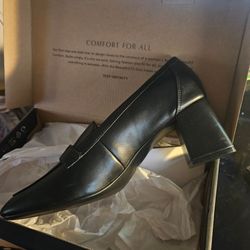 Naturalizer brand new shoes