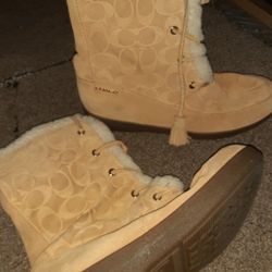 COACH BOOTS 