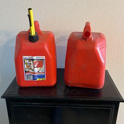 5 Gallon Gas Tanks