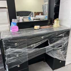 Vanity Furniture 