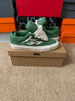 straye shoes