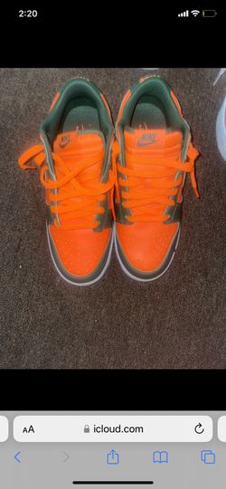 Nike Dunks 