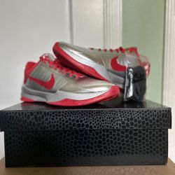 Kobe 5 Caitlyn Clark PE