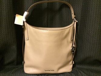 Michael kors new with tag purse shoulder bag