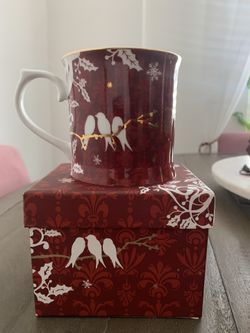 Starbucks Holiday Collection 2010. Artist: Rosanna.