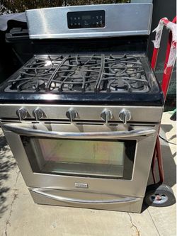 Frigidaire Gas Stove