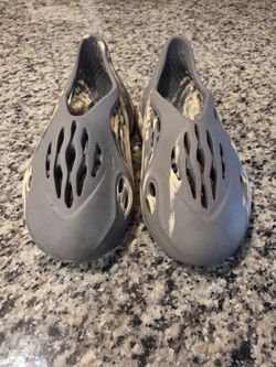 Yeezy Foam Runners Size 9