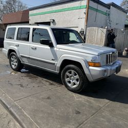 2008 Jeep Commander 