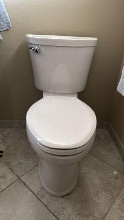 Kohler elongated toilets x3