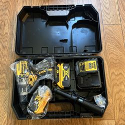 Brand new Dewalt Hammer Drill With 2 Batteries And Charger 