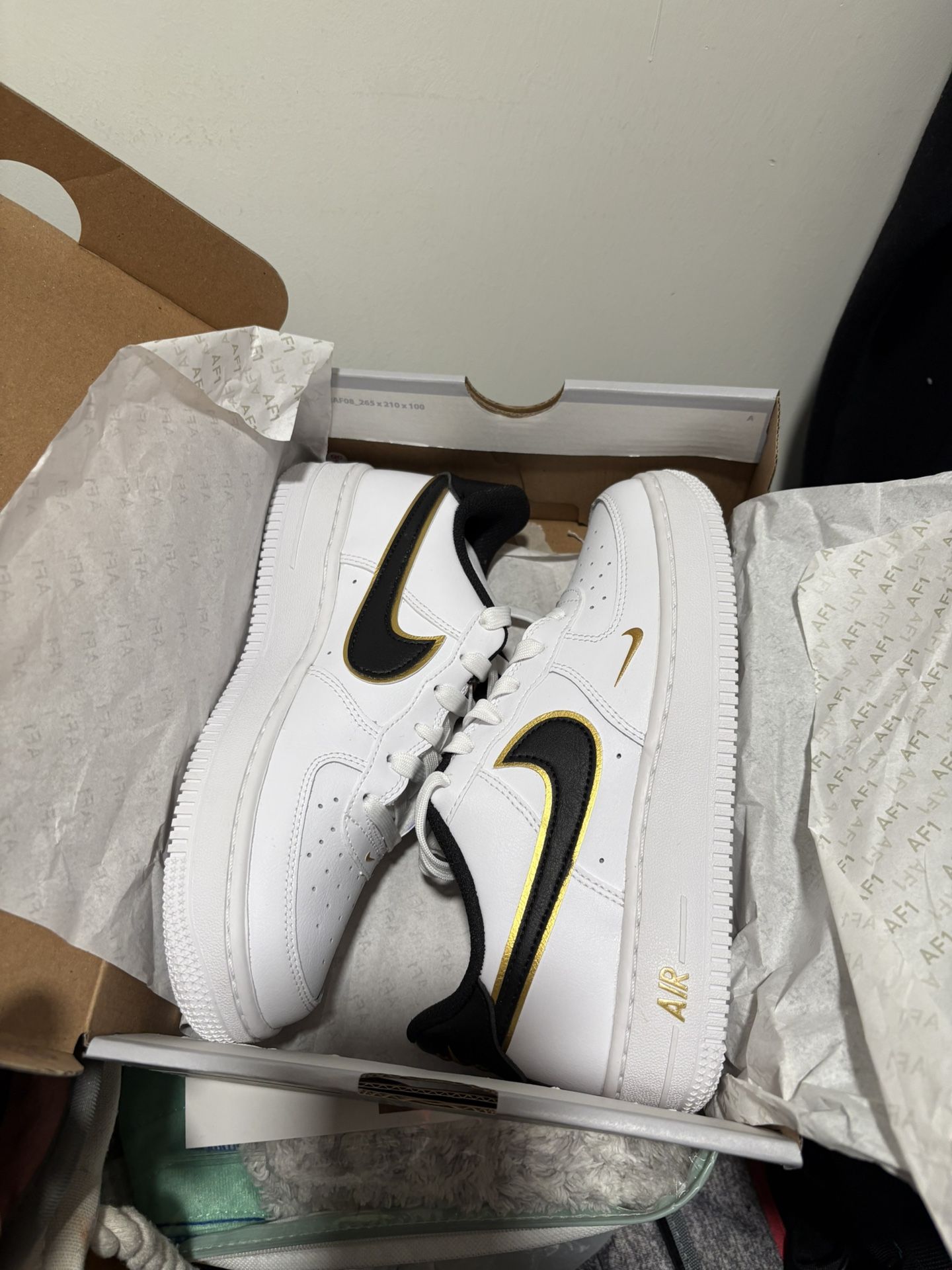 Nike