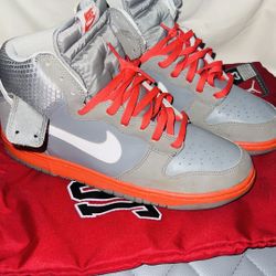 Pidgeon  Dunk PRM Hi-Top Gray/Red Size 12 