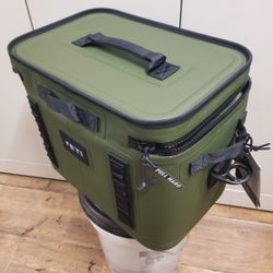 Yeti Hopper18