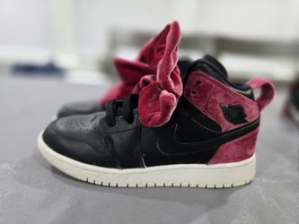 Air Jordan 1 Mid SE Velvet Bows Girl's Shoes