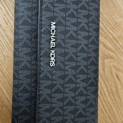 Michael Kors Jet Set Travel Trifold Wallet