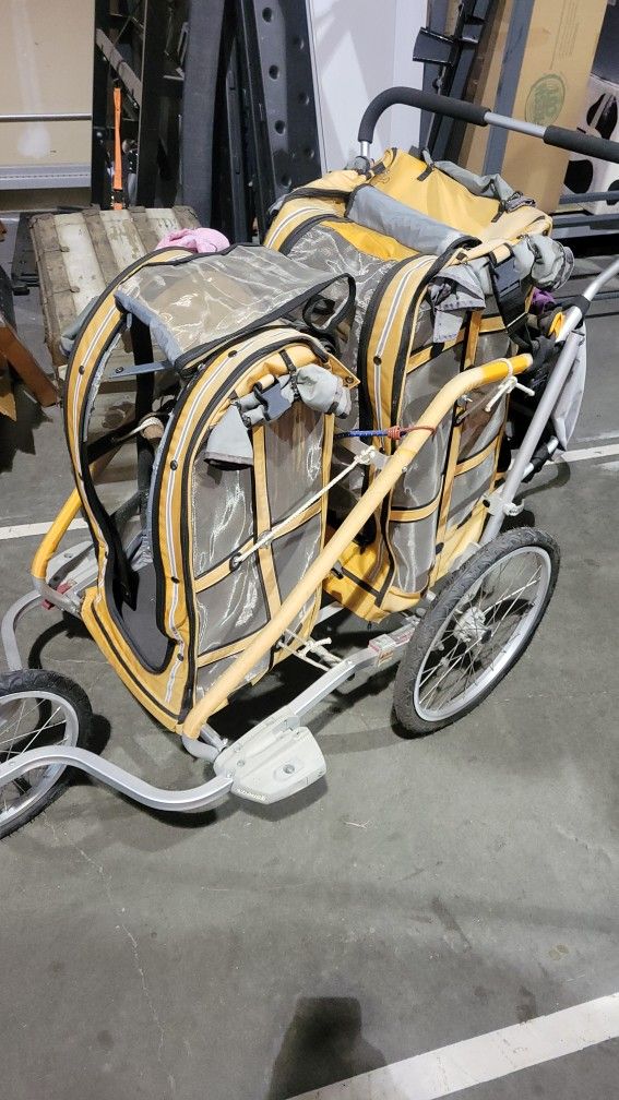 Pet Chariot/Animal Stroller