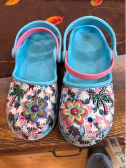 Girls crocks sandals