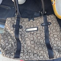 CALVIN KLEIN PURSE