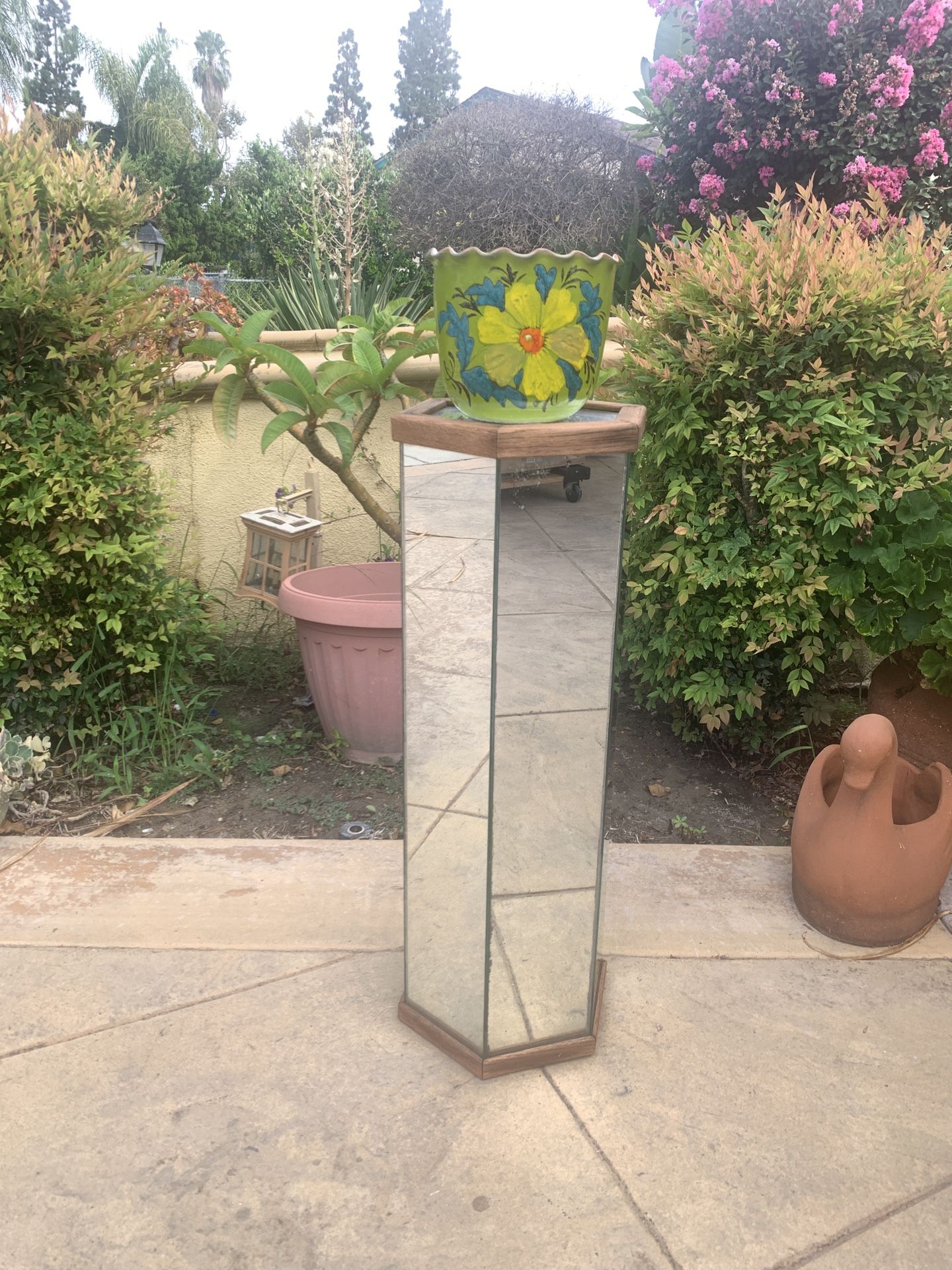 Vintage Mirrored Pedestal Plant Stand - Hexagonal 1970s-80s