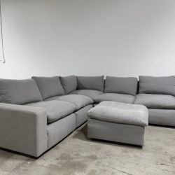 Ashley Savesto 6 Piece Modular Sofa Set (Retails $3,200)- Delivery Available!