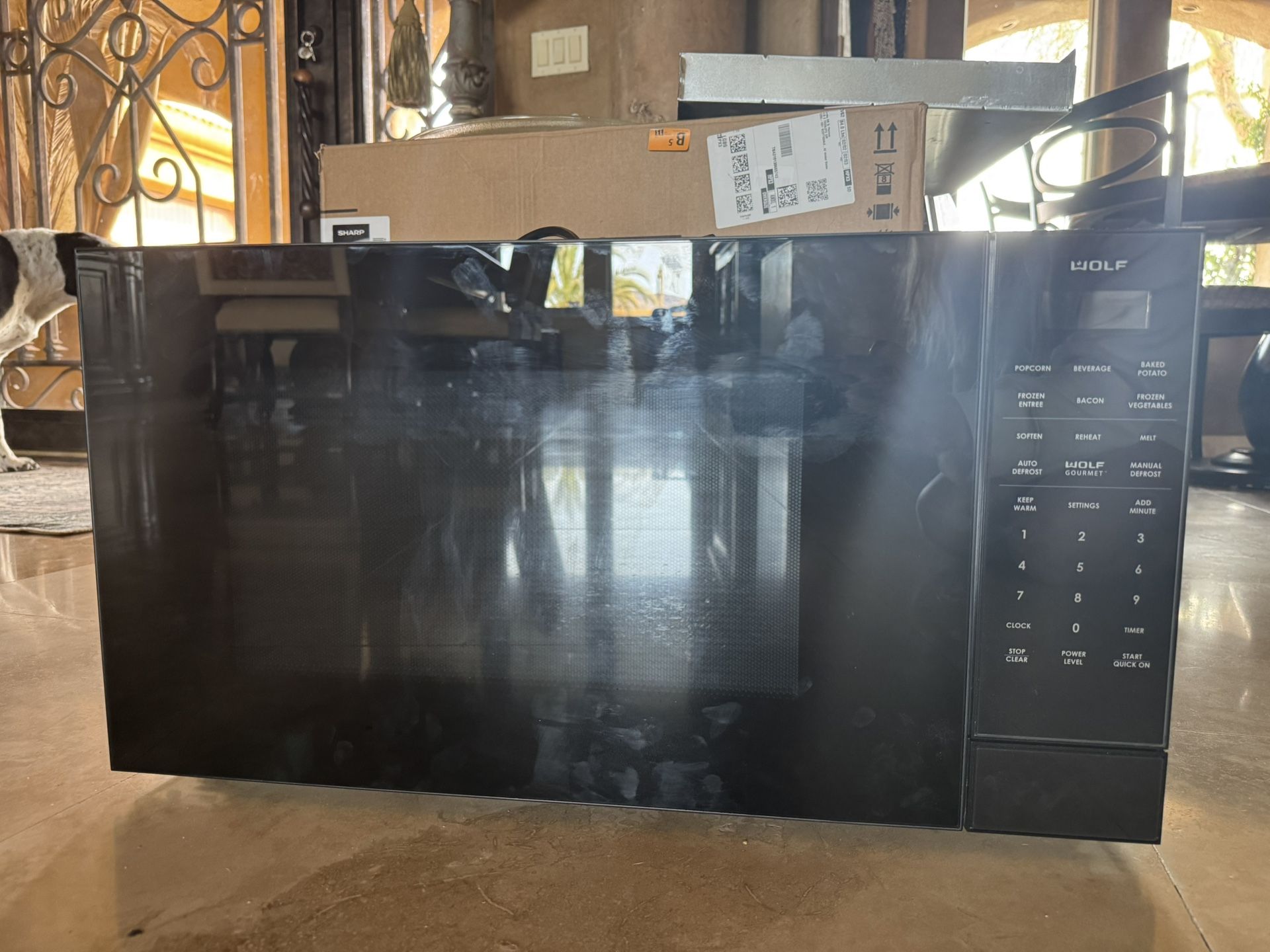 WOLF 24” Microwave with Stainless Trim Kit
