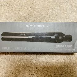 Blowout Beauty Hair Straightener Thumbnail