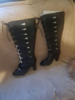 Torrid boots size 13