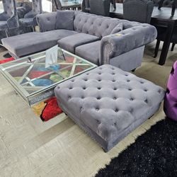 Nice Reversible Sectional With Ottoman 