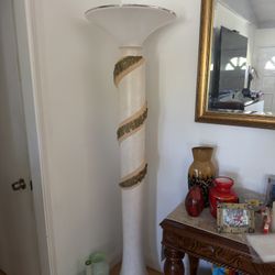 Floor Lamp 